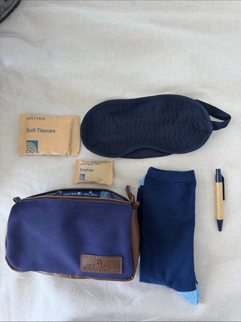 Brooks Brothers Navy and Brown Travel Dopp Kit